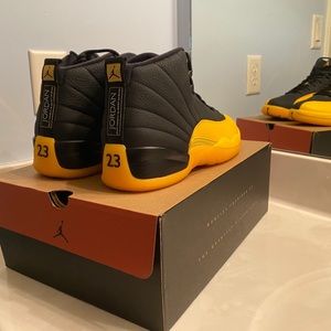 Jordan 12 University Gold